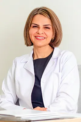 Img-Dra_Jasmin_Blanco-Servicios_Implantes-LCP