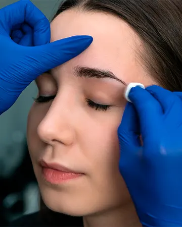 img-implante-de-cejas-en-bogota-1-LCP